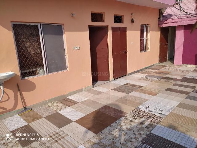 2 BHK Apartment in Garhi for rent New Delhi. The reference number is 20327432