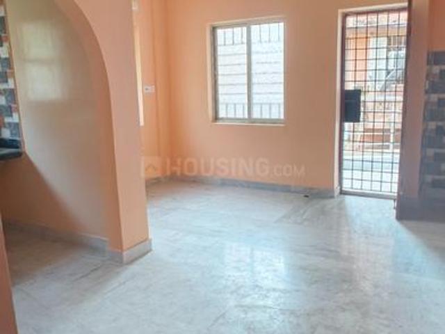 2 BHK Apartment in Gariahat for rent Kolkata. The reference number is 20776931