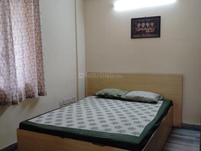 2 BHK Apartment in Gariahat for rent Kolkata. The reference number is 21006460