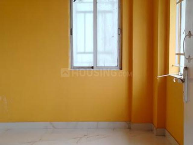 2 BHK Apartment in Gariahat for resale Kolkata. The reference number is 20136367