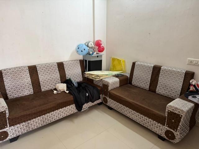 2 BHK Apartment in Ghuma for rent Ahmedabad. The reference number is 21312094