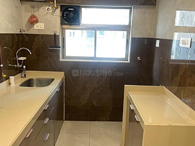 2 BHK Apartment in Ghatkopar East for rent Mumbai. The reference number is 17024420