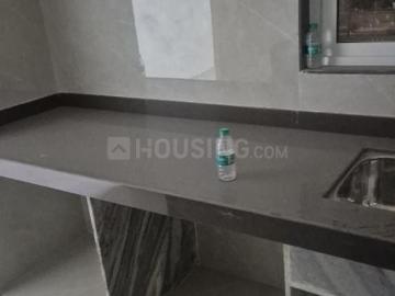 2 BHK Apartment in Ghatkopar East for rent Mumbai. The reference number is 18675592
