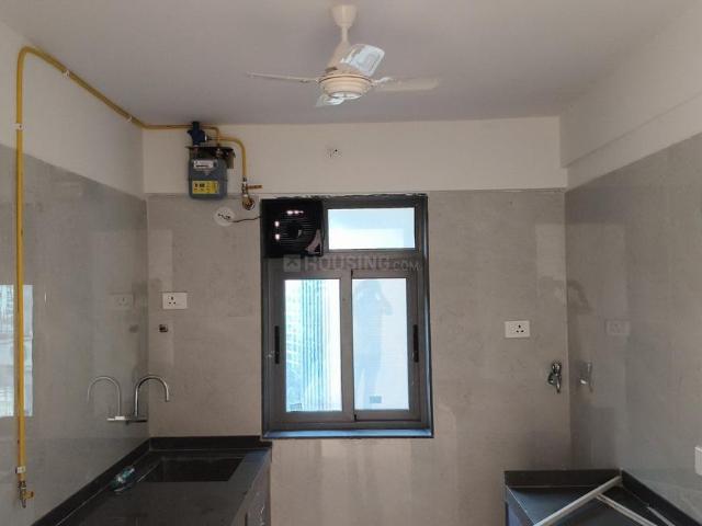 2 BHK Apartment in Ghatkopar East for rent Mumbai. The reference number is 19119735
