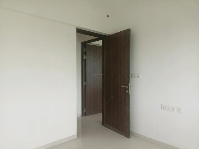 2 BHK Apartment in Ghatkopar East for rent Mumbai. The reference number is 19269878