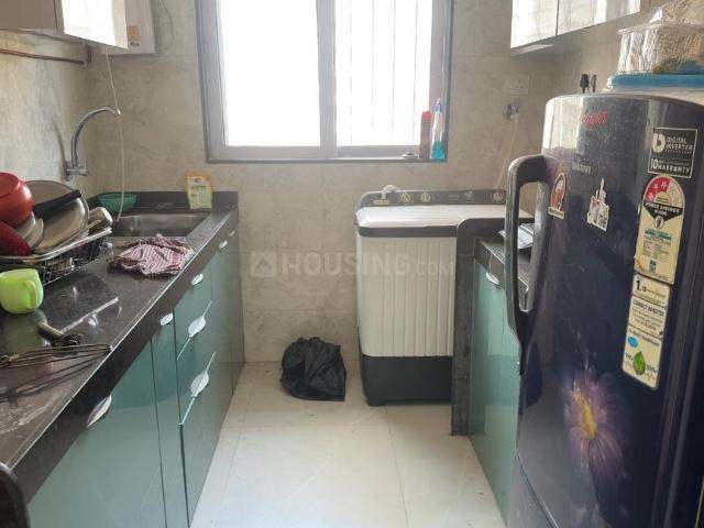 2 BHK Apartment in Ghatkopar East for rent Mumbai. The reference number is 19304776