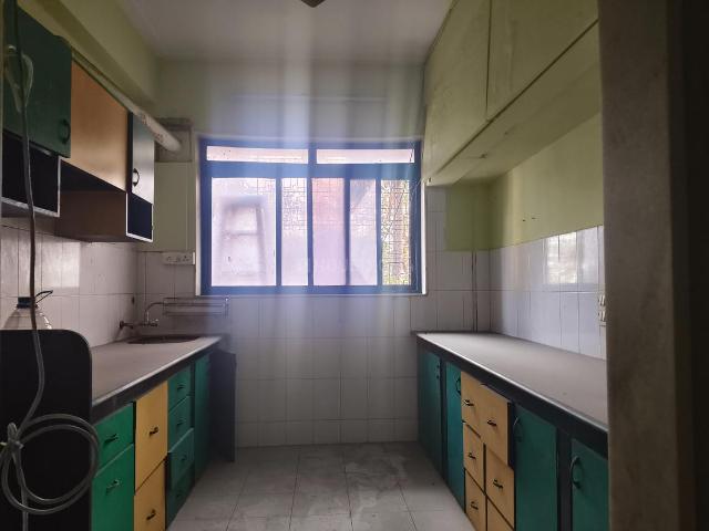 2 BHK Apartment in Ghatkopar East for rent Mumbai. The reference number is 19340784
