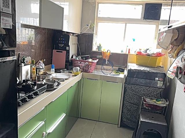 2 BHK Apartment in Ghatkopar East for rent Mumbai. The reference number is 19395433