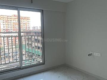 Ram Narayan Narkar marg - Balcony, Security