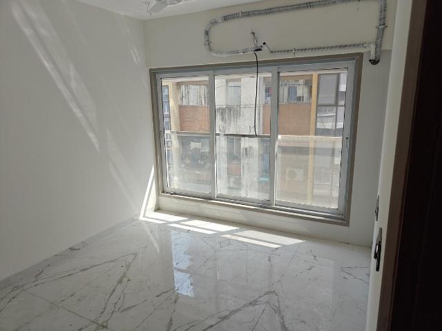 2 BHK Apartment in Ghatkopar East for rent Mumbai. The reference number is 20061057