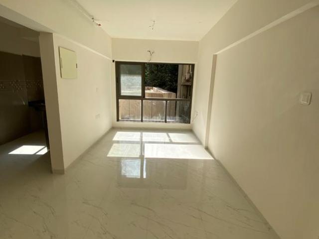 2 BHK Apartment in Ghatkopar East for rent Mumbai. The reference number is 20271263