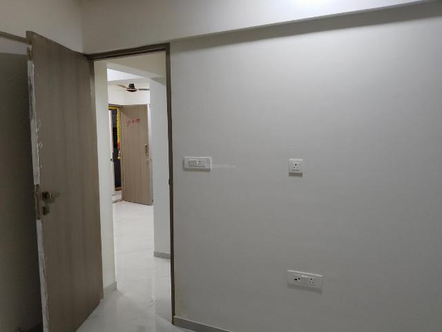 2 BHK Apartment in Ghatkopar East for rent Mumbai. The reference number is 21143709