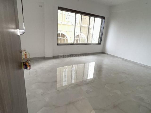 2 BHK Apartment in Ghatkopar East for resale Mumbai. The reference number is 19700313