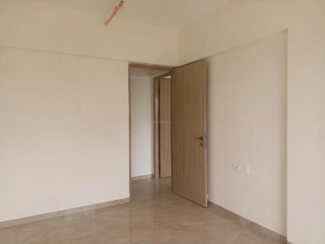 2 BHK Apartment in Ghatkopar East for resale Mumbai. The reference number is 19008961