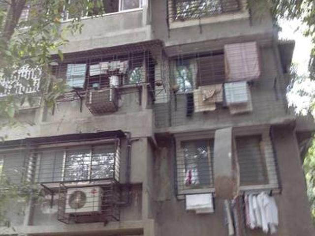 2 BHK Apartment in Ghatkopar East for resale Mumbai. The reference number is 20967868