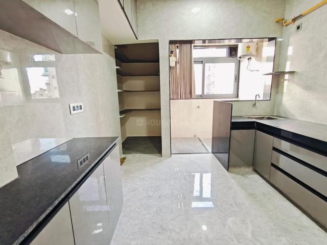 2 BHK Apartment in Ghatlodiya for rent Ahmedabad. The reference number is 21309106