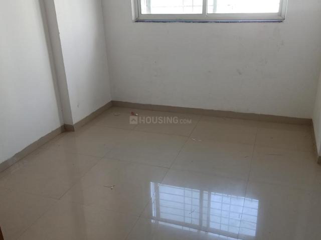 2 BHK Apartment in Ghorpadi for rent Pune. The reference number is 21043957