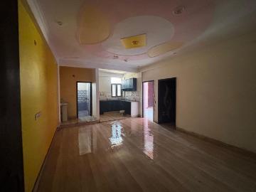 2 BHK Apartment in Girdharpur Sunarasi for resale Ghaziabad. The reference number is 15885038