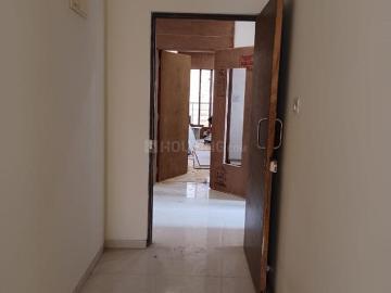 2 BHK Apartment in Grant Road for rent Mumbai. The reference number is 19687618