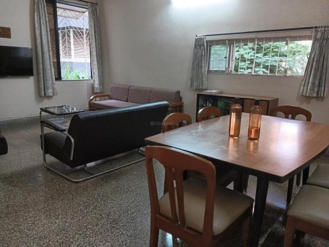2 BHK Apartment in Grant Road for resale Mumbai. The reference number is 19703112
