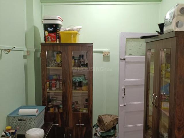 2 BHK Apartment in Grant Road for resale Mumbai. The reference number is 20589196