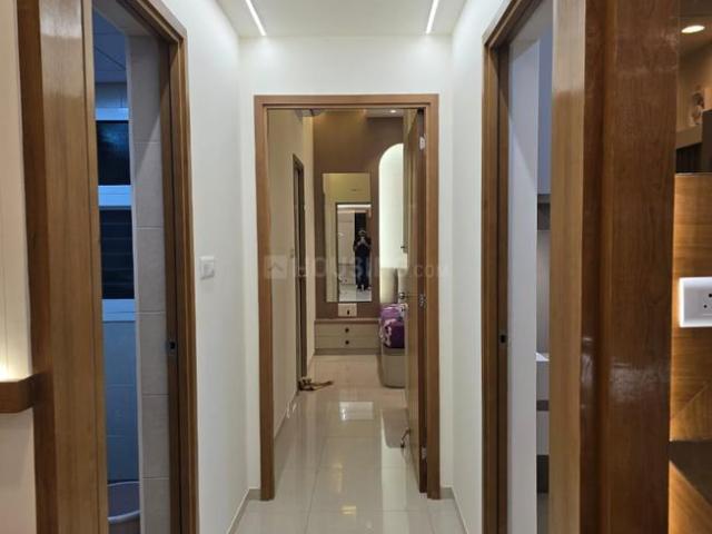 2 BHK Apartment in Gujarat International Finance Tec City for rent Gandhinagar. The reference number is 20580459