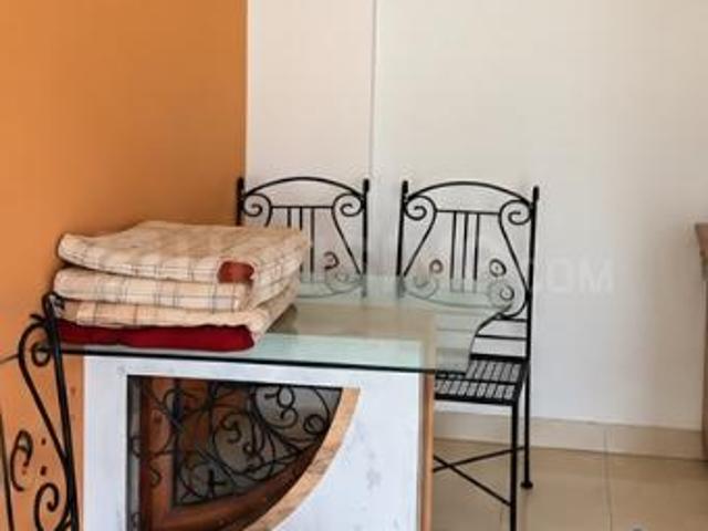 2 BHK Apartment in Gultekdi for rent Pune. The reference number is 21359956