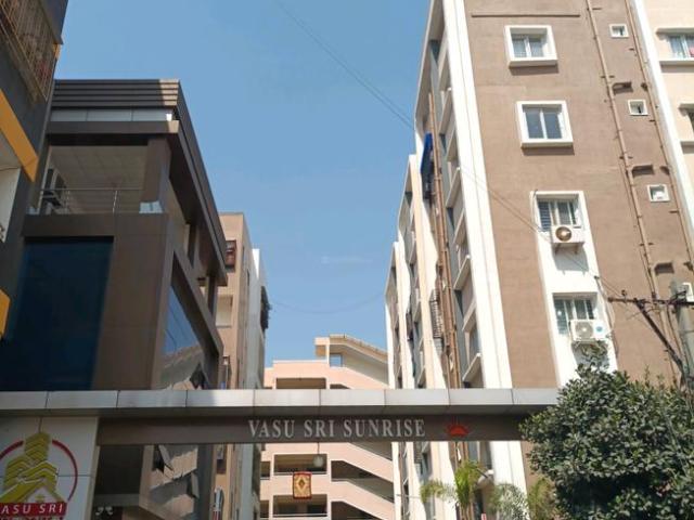 2 BHK Apartment in Gundlapochampalli for rent Hyderabad. The reference number is 19306927