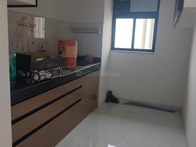 2 BHK Apartment in Dombivli East for rent Thane. The reference number is 21118308