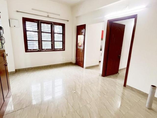 2 BHK Apartment in Domlur Layout for rent Bengaluru. The reference number is 21048900