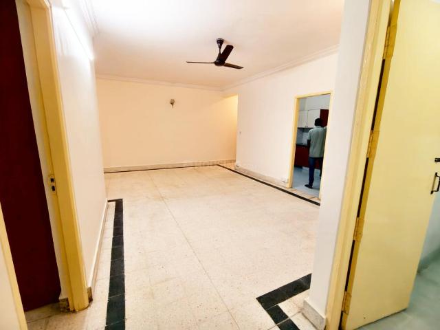 2 BHK Apartment in Domlur Layout for rent Bengaluru. The reference number is 21193848