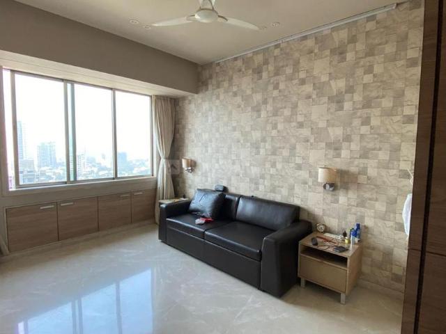 2 BHK Apartment in Dadar East for rent Mumbai. The reference number is 19734503