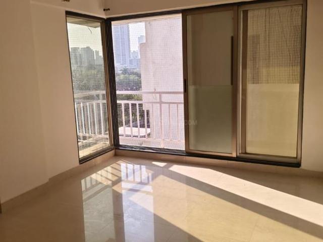 2 BHK Apartment in Dadar East for rent Mumbai. The reference number is 19750264