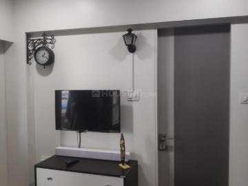 2 BHK Apartment in Dadar East for rent Mumbai. The reference number is 20490006