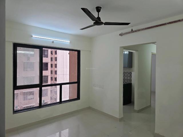 2 BHK Apartment in Dadar East for rent Mumbai. The reference number is 20784245