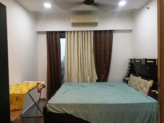 2 BHK Apartment in Dadar West for rent Mumbai. The reference number is 17392364