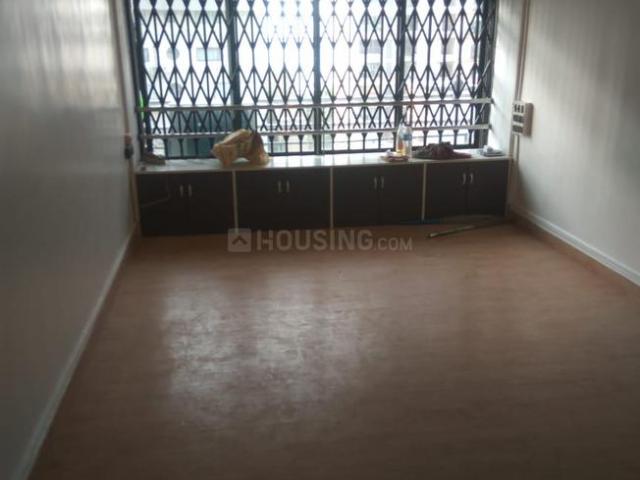 2 BHK Apartment in Dadar West for rent Mumbai. The reference number is 19424306