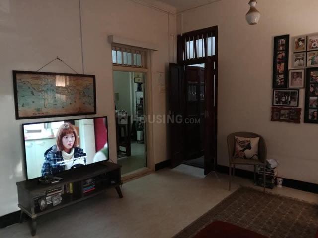 2 BHK Apartment in Dadar West for rent Mumbai. The reference number is 21050051