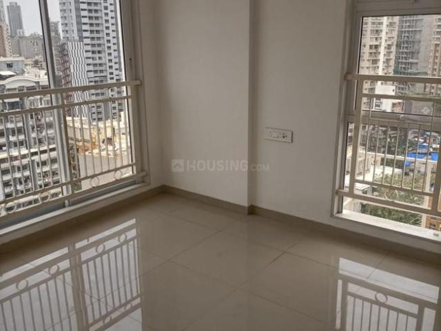 2 BHK Apartment in Dadar West for resale Mumbai. The reference number is 20667419