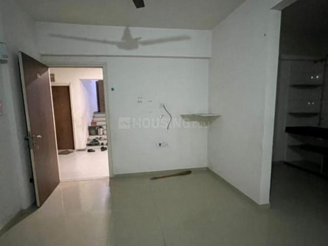2 BHK Apartment in Dahin Nagar for rent Surat. The reference number is 19433076