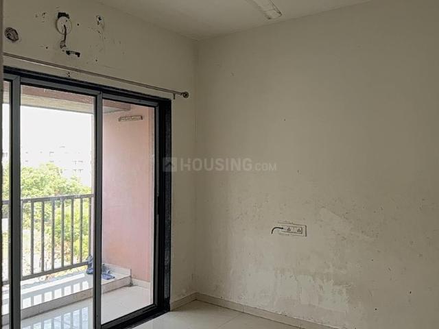 2 BHK Apartment in Dahin Nagar for rent Surat. The reference number is 19651847