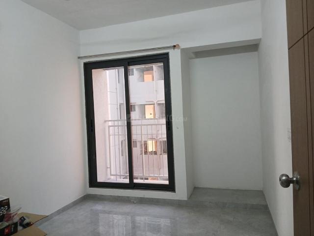 2 BHK Apartment in Dahin Nagar for rent Surat. The reference number is 19781979