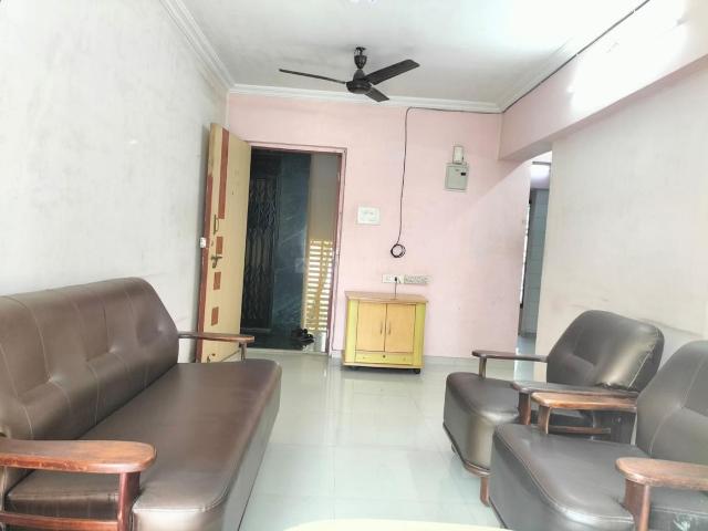 2 BHK Apartment in Dahisar West for rent Mumbai. The reference number is 19090187