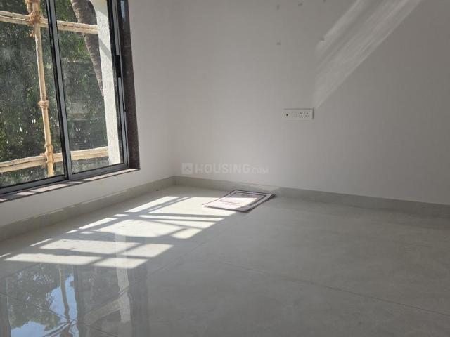 2 BHK Apartment in Dahisar West for resale Mumbai. The reference number is 19763421