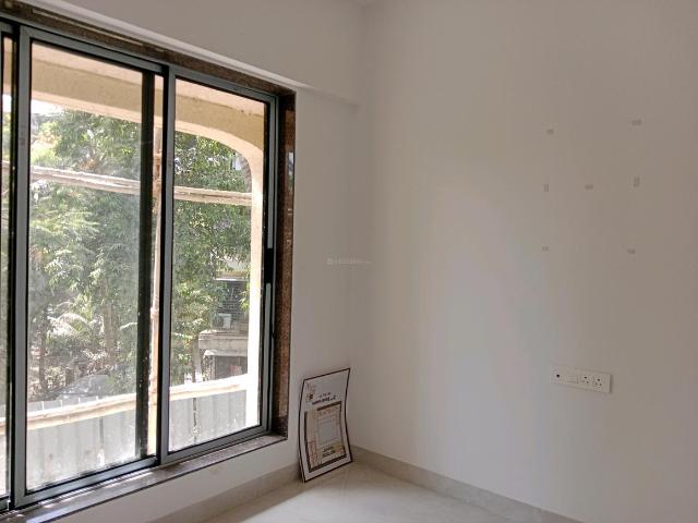 2 BHK Apartment in Dahisar West for resale Mumbai. The reference number is 19922119