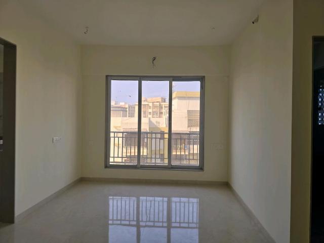 2 BHK Apartment in Dahisar West for resale Mumbai. The reference number is 20161230