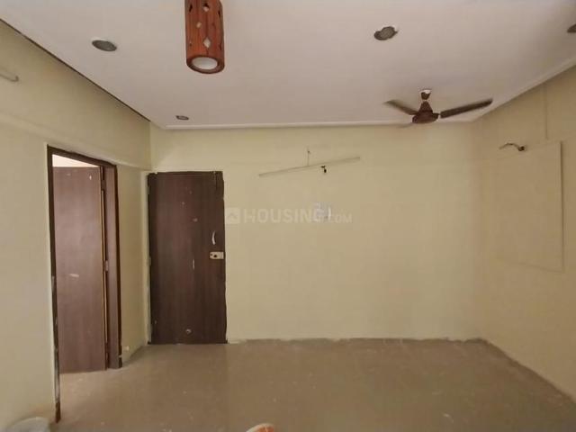 2 BHK Apartment in Dahisar West for resale Mumbai. The reference number is 20722679