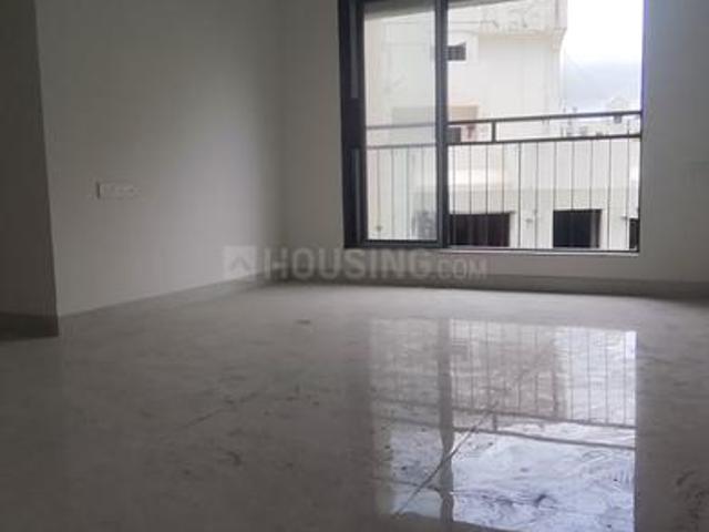 2 BHK Apartment in Dahisar West for resale Mumbai. The reference number is 20962590