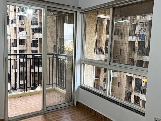 2 BHK Apartment in Dahisar East for rent Mumbai. The reference number is 17562891