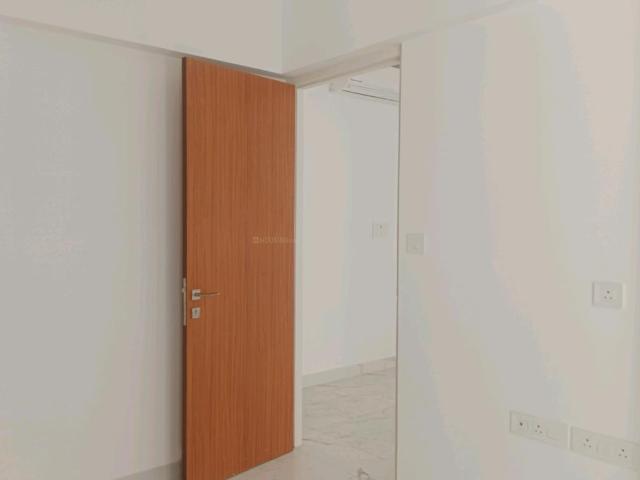 2 BHK Apartment in Dahisar East for rent Mumbai. The reference number is 19959508